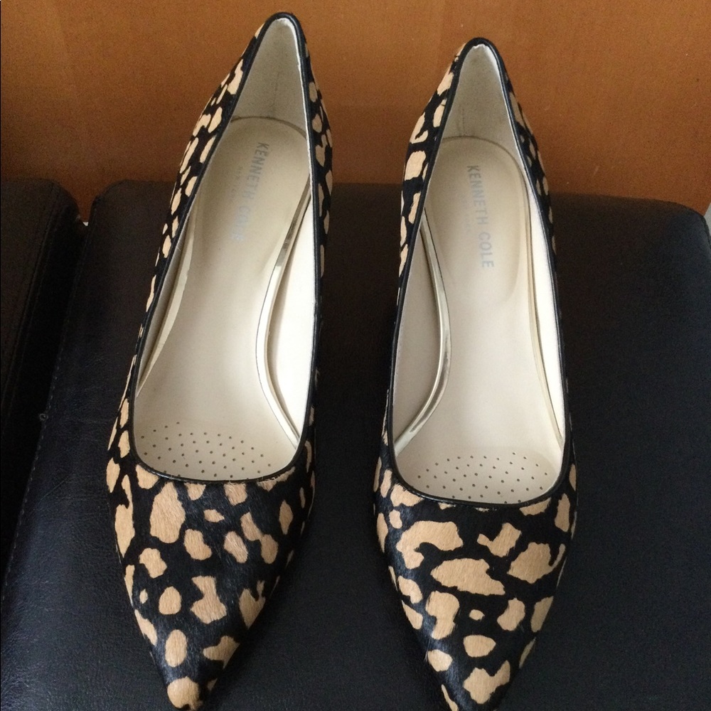 Kenneth Cole New York Riley 50 Pump Size:9 MED - Picture 3 of 11